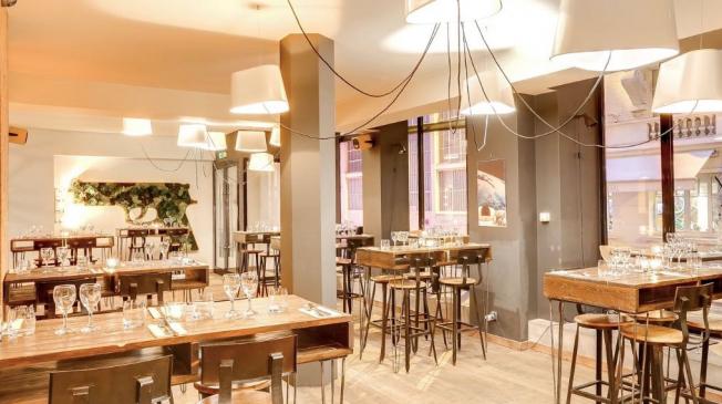 Le Restaurant-Club l'Atelier des Artistes à Paris 11 - Un espace du bar