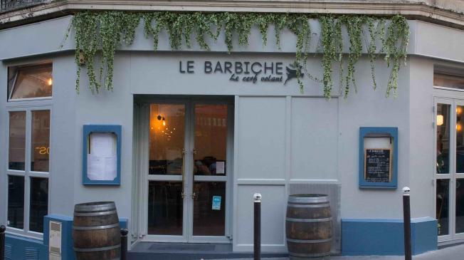Bar Le Cerf Volant à Paris  Réserver avec LesBarrés