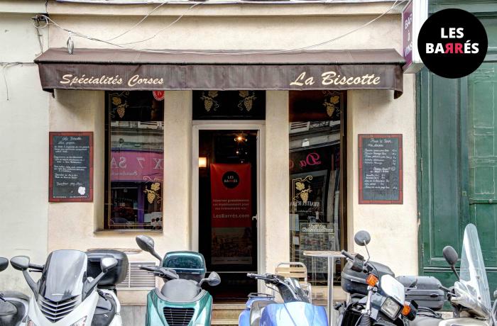 Le Bar-Restaurant la Biscotte à Paris 8 - La devanture
